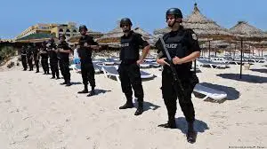 عدد الضحايا البريطانيين في هجوم تونس يصل إلى 30
