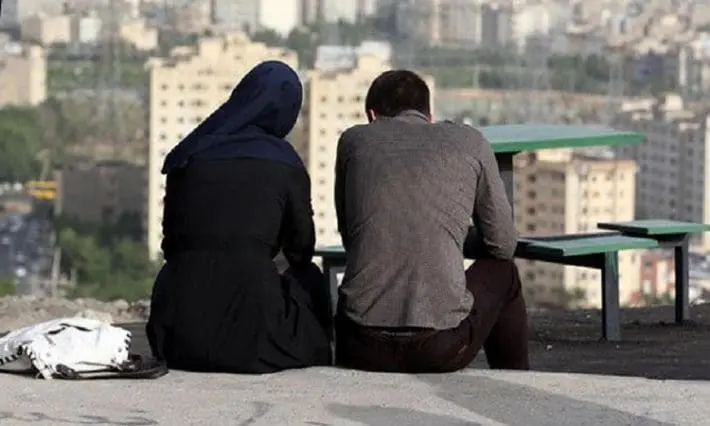 ظاهرة الزواج الأبيض الذي فجر جدلا في إيران