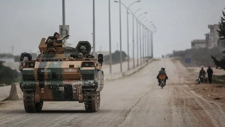 تركيا تنشر تعزيزات على حدود سوريا والتنظيم الارهابي يتحصن