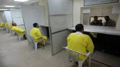 وثائق العقود الخاصة بإطعام السجناء في وزارة العدل
