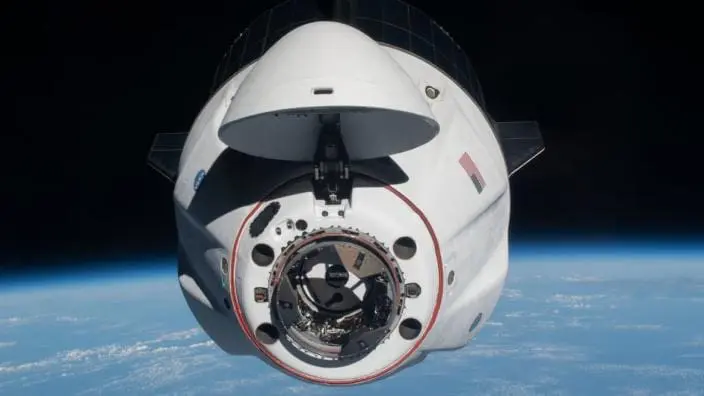 NASA Mulls Using SpaceX to Rescue Astronauts