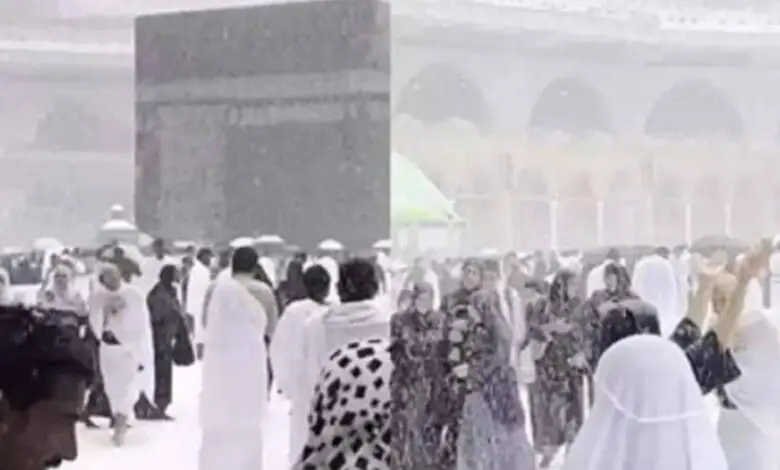 السعودية تنفي تساقط الثلوج في الحرم المكي