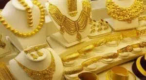 انخفاض أسعار الذهب والدولار في العراق