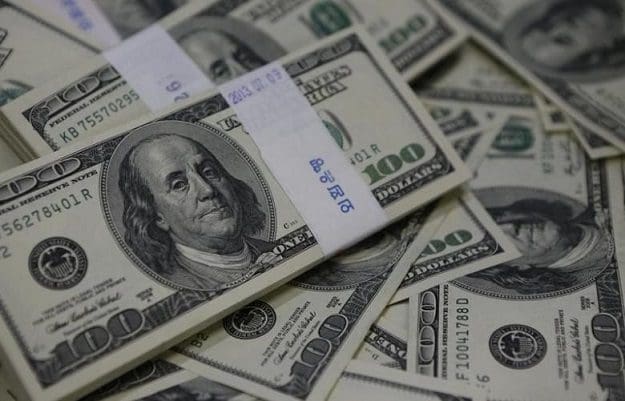 سعر الدولار مقابل الجنيه في مصر اليوم الاثنين 3-4-2023