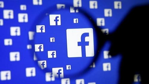 تسجيل خروج المستخدم بسبب عطل عالمي يضرب الفيسبوك