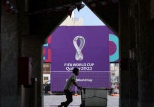 هجوم اوروبي وغربي على مونديال قطر 2022 ونجوم عالميون يدافعون عن غنائهم فيه