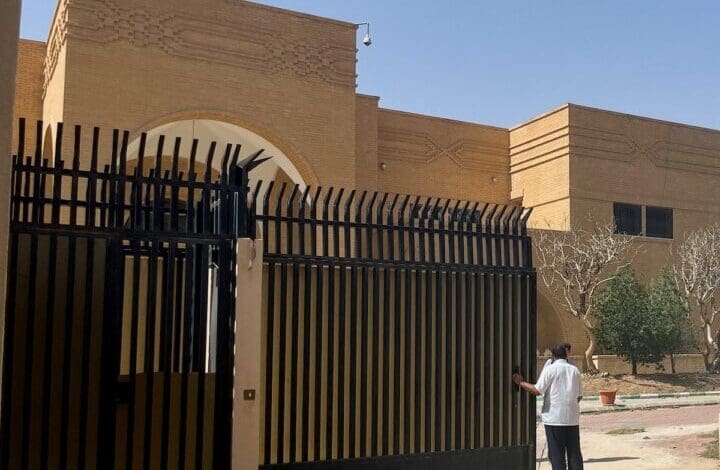 رسميا افتتاح السفارة الإيرانية في الرياض