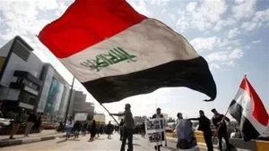 العراق اقتحام المتظاهرين سفارة السويد في بغداد احتجاجا على حرق القرآن