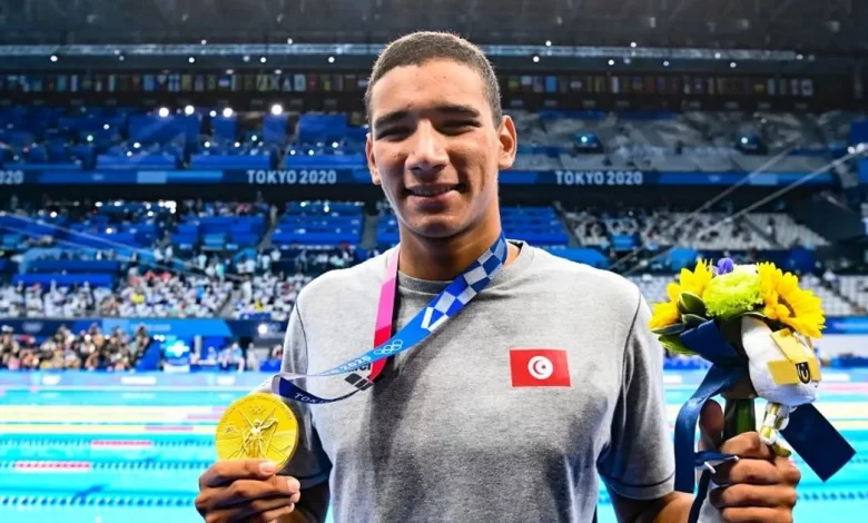 التونسي أحمد الحفناوي بطلا للعالم بسباق 1500م سباحة حرة