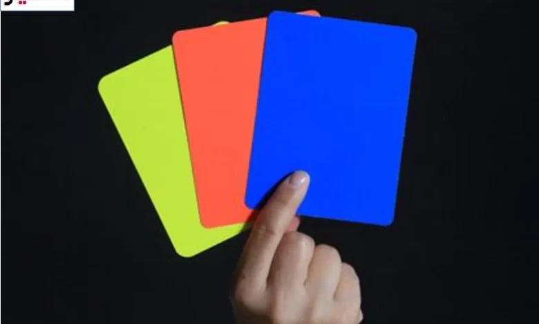 البطاقة الزرقاء كرة القدم أشاعة أم حقيقة