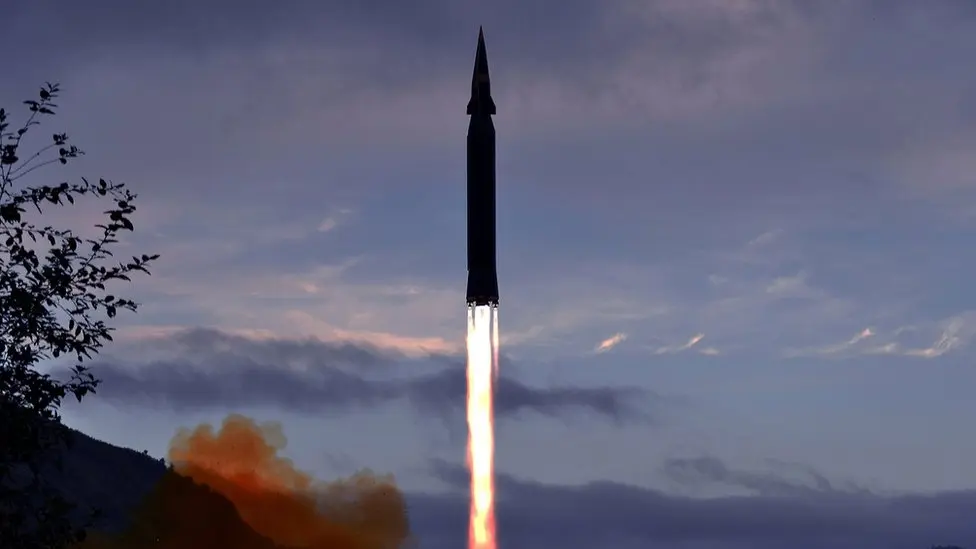 موجة سخرية عالمية بسبب فشل اطلاق صاروخ ترايدنت البريطاني
